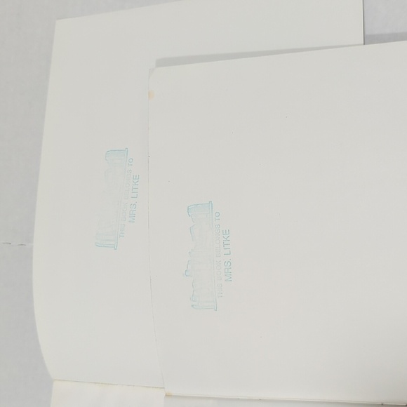 Pilgrim Paperback Book Set of 3 Used Books - Picture 7 of 9